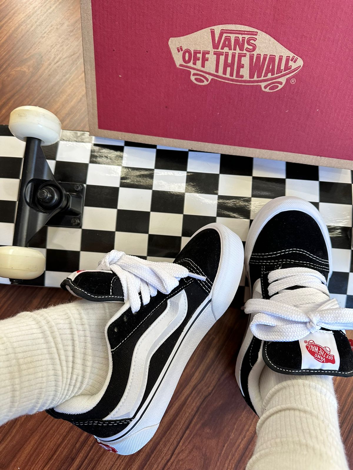 Vans KNU MID Preto/Branco
