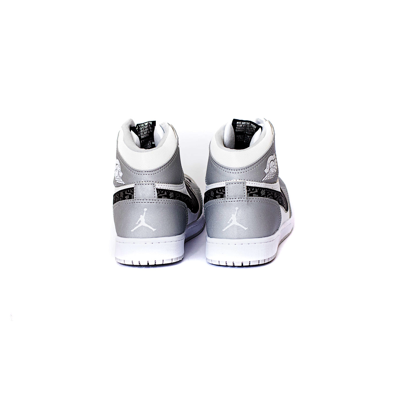 BOTA AIR DIOR LIMITED BRANCO/CINZA