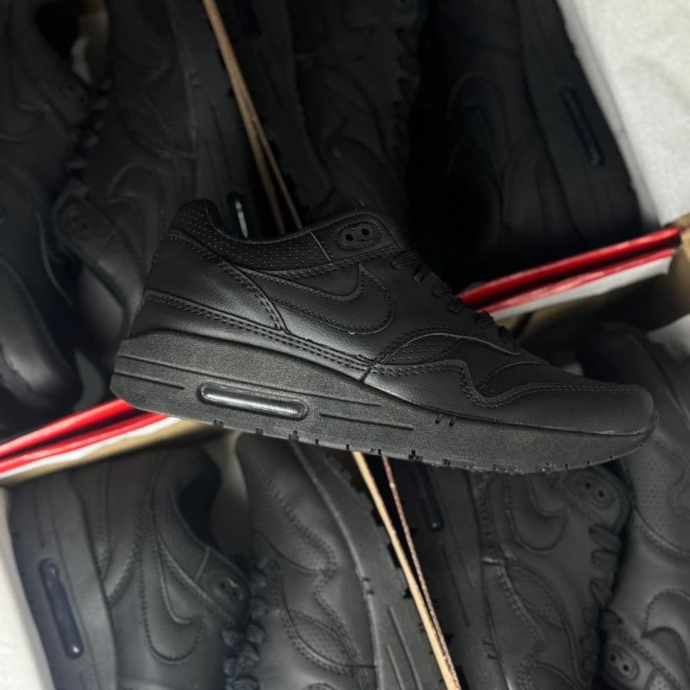 Air Max 1 Black