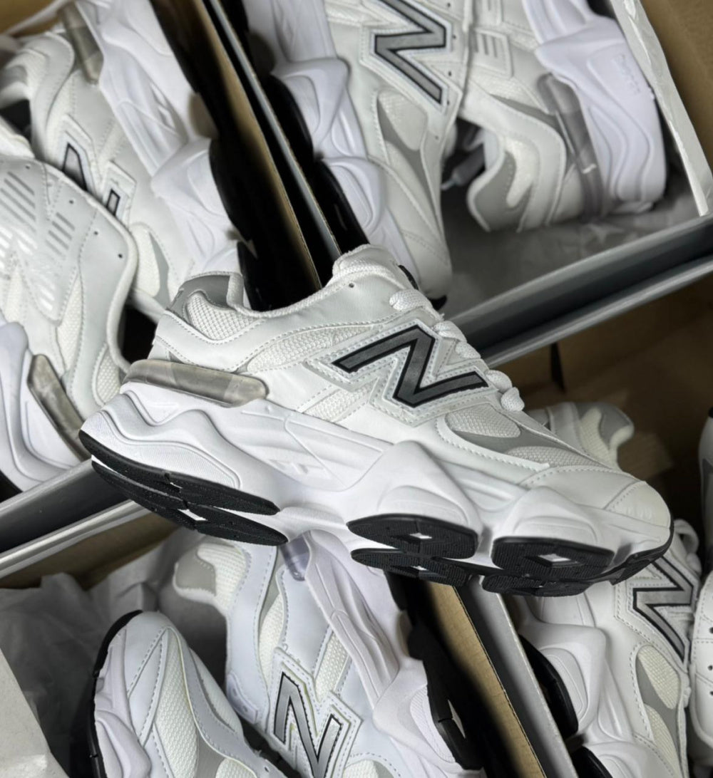 New Balance 9060 x Branco/Cinza
