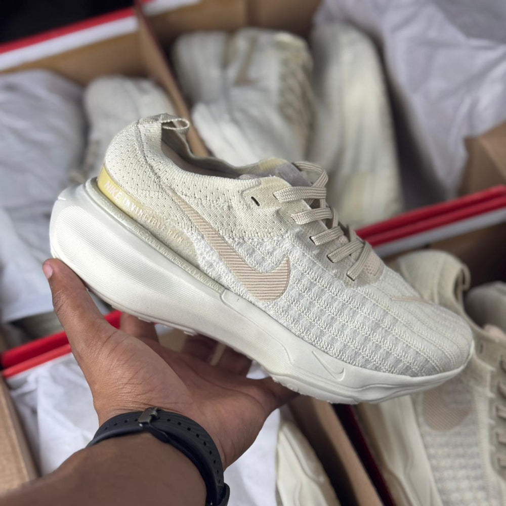 Nike ZoomX Invencible Run Importado Off-White