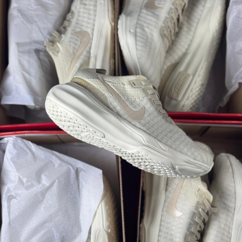 Nike ZoomX Invencible Run Importado Off-White