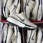 Nike ZoomX Invencible Run Importado Off-White / Preto