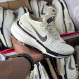 Nike ZoomX Invencible Run Importado Off-White / Preto