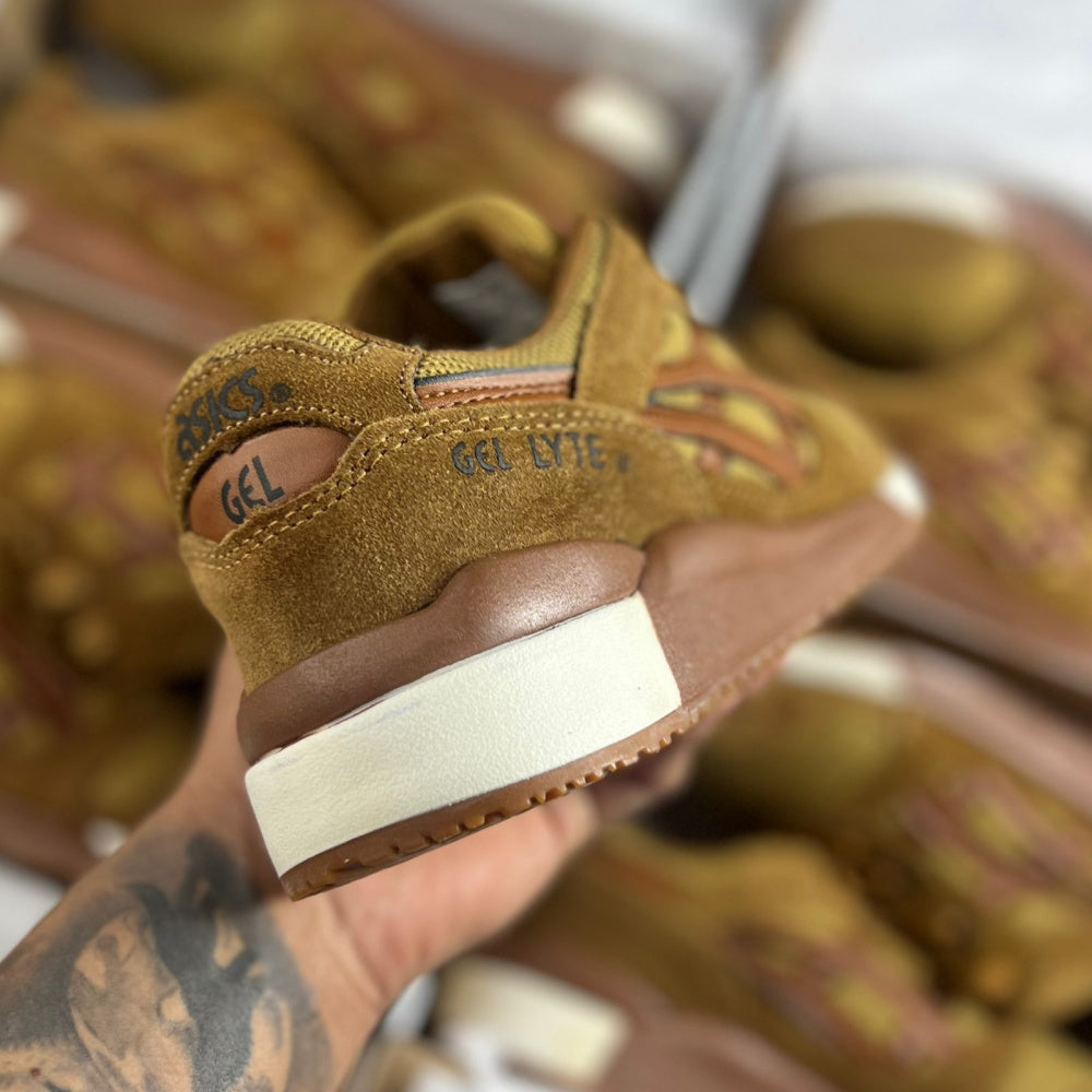 Tênis Masculino Asics Gel-Lyte III x  Caramelo  (Premium em Couro)